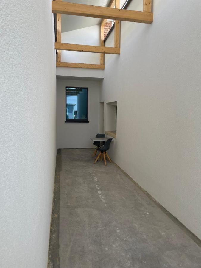 Eleven Apartments รูสท์ ภายนอก รูปภาพ