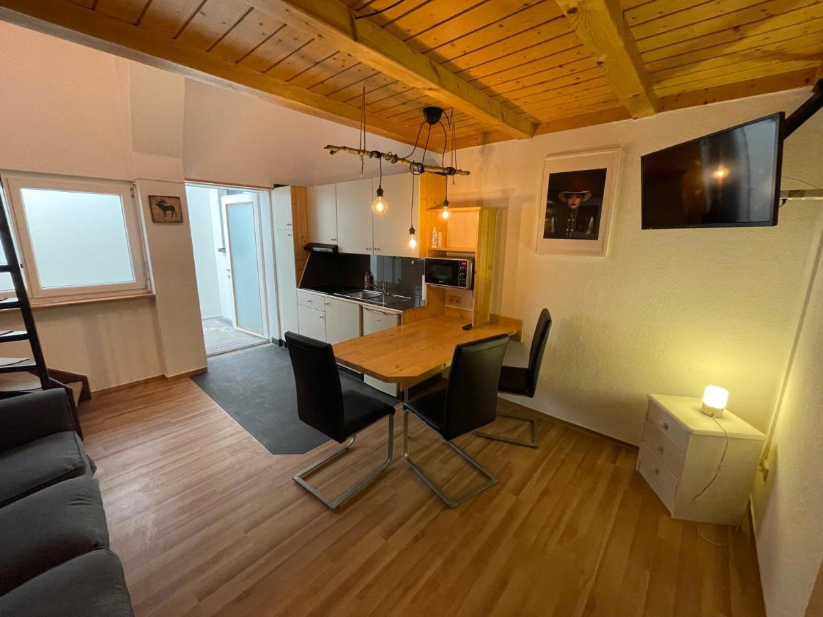 Eleven Apartments รูสท์ ภายนอก รูปภาพ