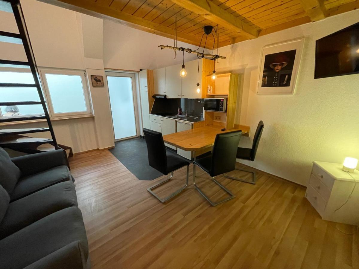 Eleven Apartments รูสท์ ภายนอก รูปภาพ